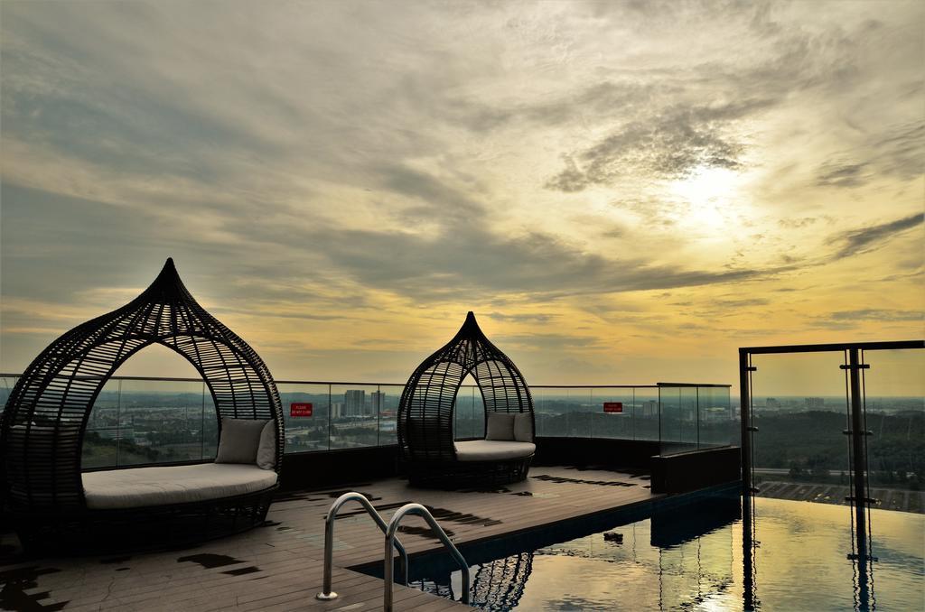 Holi Afiniti Themed Suites Nusajaya  Kültér fotó